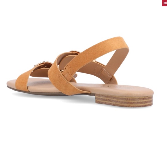 Journey Collection Twylah Red Cherry Flat Buckle Sandal 6 6W - Picture 6 of 11